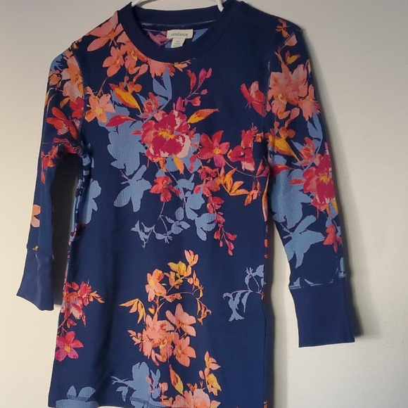 Sundance Blue and Pink Floral Top NWOT - Picture 3 of 3